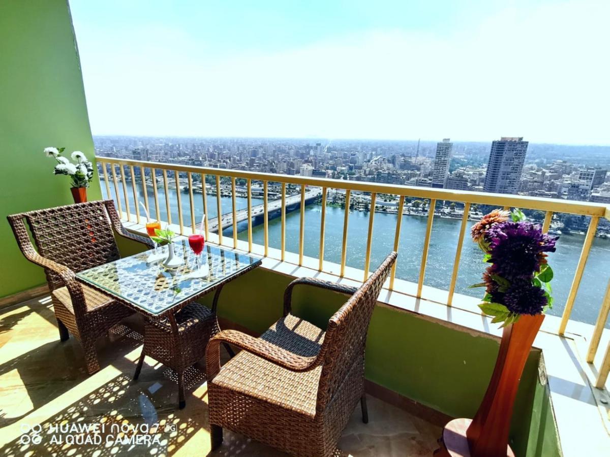 Pyramids Nile Tower Hotel Kairo Eksteriør billede