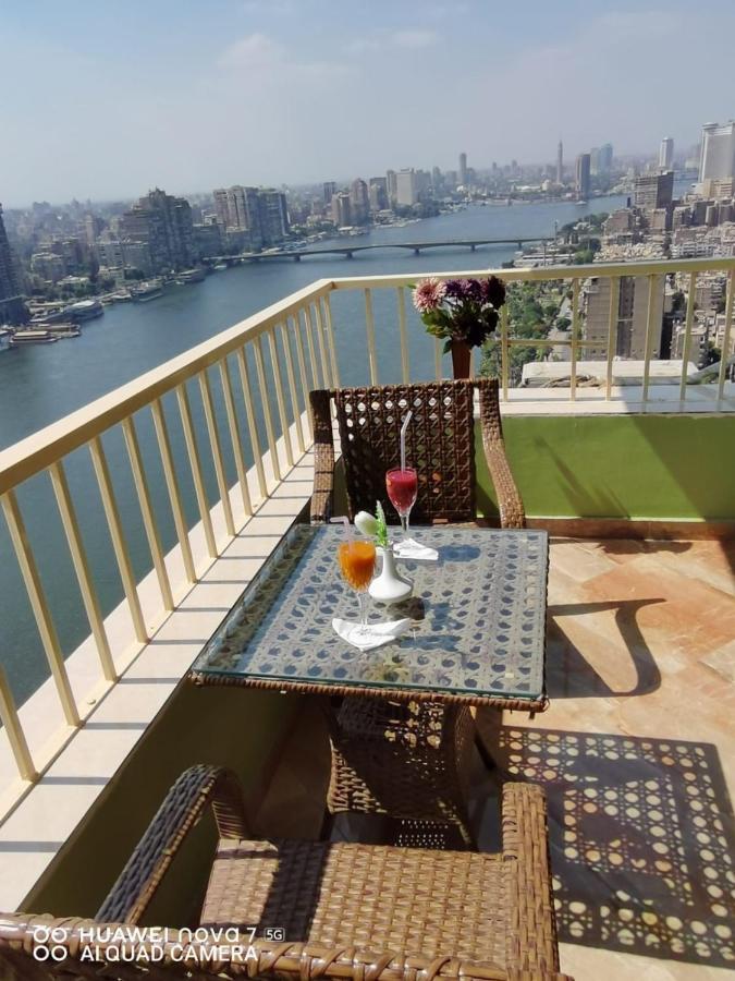Pyramids Nile Tower Hotel Kairo Eksteriør billede